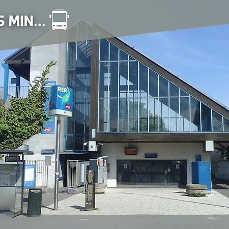Pied-à-terre idéal pour touristes et professionnels Villeneuve-la-Garenne Exterior foto